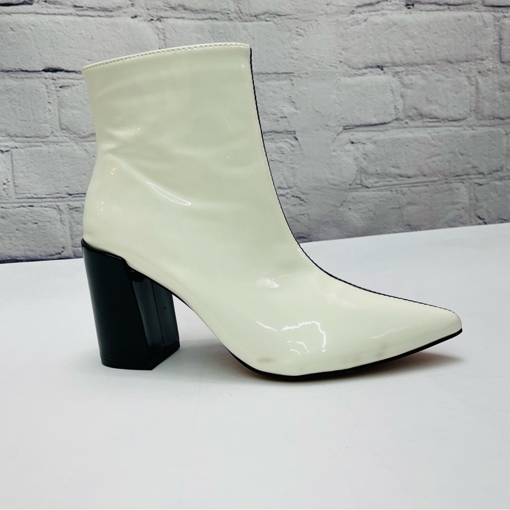 Chunky Heel Two Tone Black and White Patent Day-Vine Ankle Boots, 39 / 8.5 - Picture 4 of 9